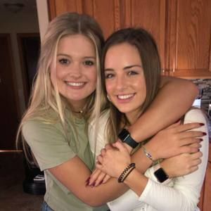 Meet your Posher, Ava